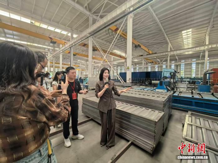 河北逾8000家工业企业转型线上直播 小到螺丝钉大至卡车均可“云端”成交
