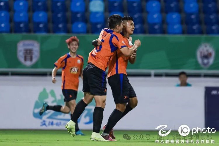 厦门飞鹭客场2-1逆转广东铭途，刘子铭梅开二度成关键先生  第2张