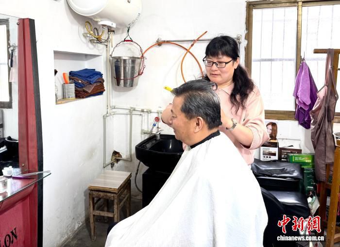 “江苏好人”徐珍存：十年坚守，一把剪刀剪出平凡至诚
