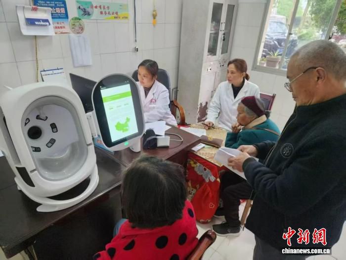 湖南湘江新区推进人工智能实地部署 视比特机器人聚焦钢板分拣场景  第2张