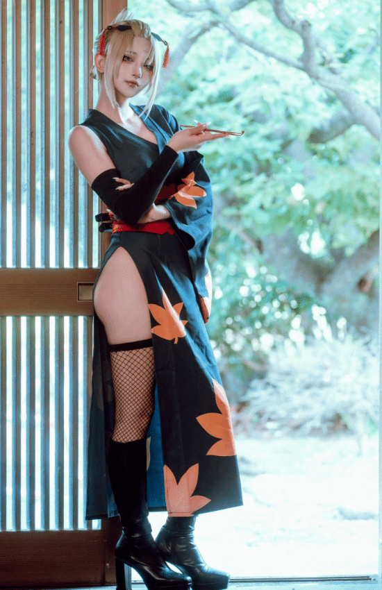 Coser あおやなぎ发布《银魂》月咏全新Cos照片