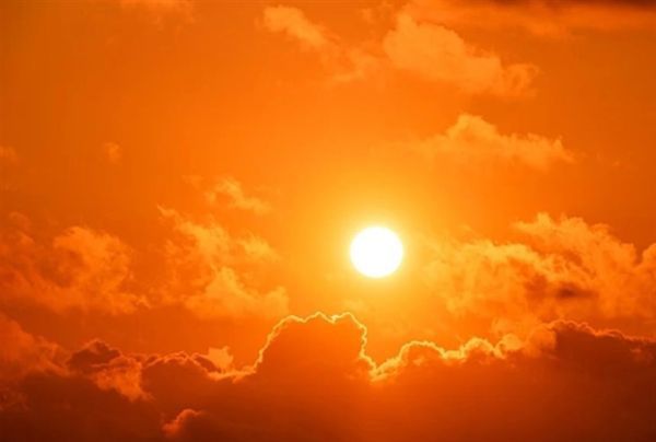 欧洲多国气温突破40℃致超200人死亡，中国空调供不应求二手价反超新品