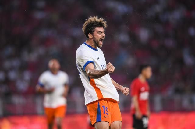山东泰山5-1大胜辽宁铁人，夏季转会窗开启瘦身行动