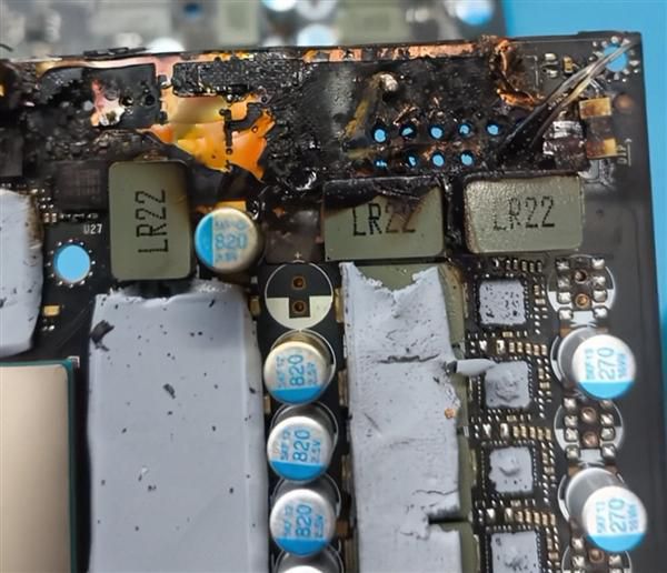 越南维修店曝RTX 5090供电接口烧毁 核心与显存全部报废  第2张