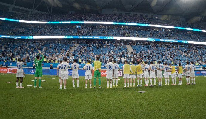 上海申花客场4-1逆转大连英博，拉唐双响吴曦点射  第9张