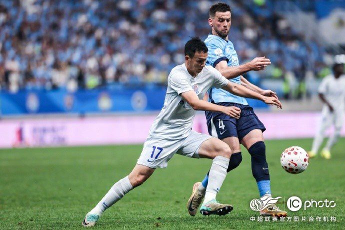 上海申花客场4-1逆转大连英博，拉唐双响吴曦点射  第12张