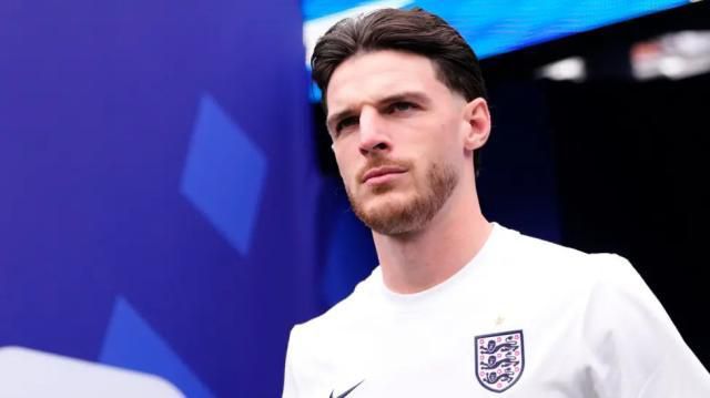 英格兰2比0胜巴拿马以L组头名出线，图赫尔称现有阵容足够应对刚果(金