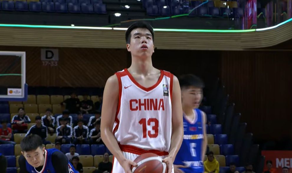 U17男篮世界杯小组赛中国75比87不敌加拿大，张懿赵杰21分9篮板