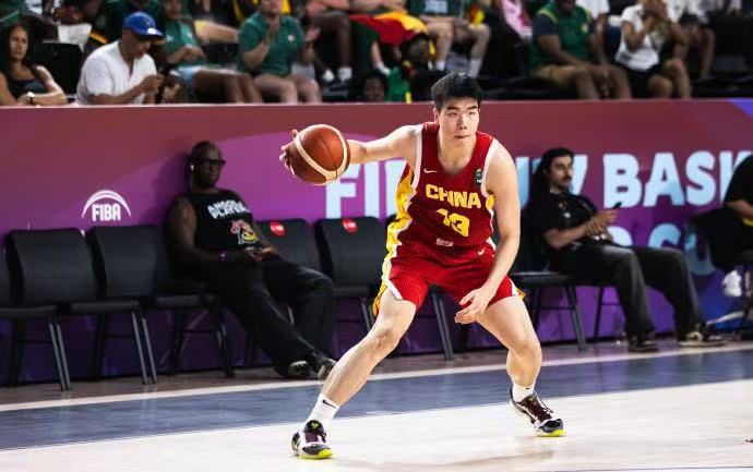 U17男篮世界杯小组赛：中国国青78-87不敌加拿大，篮板差距成胜负手