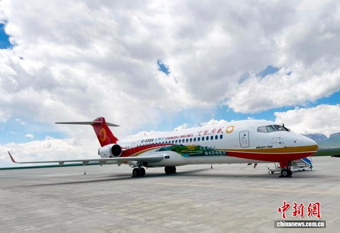 C909客机商业运营满十年 多方共识“好飞机是飞出来的”