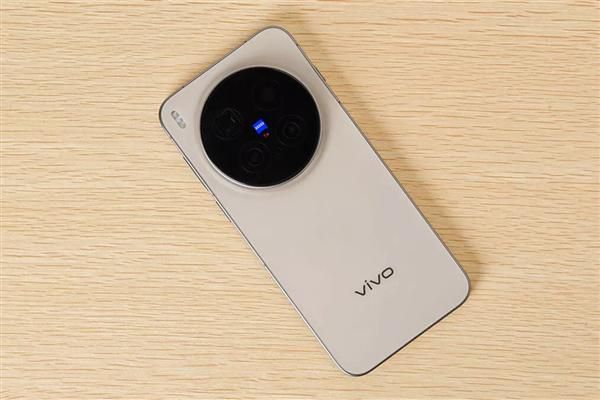 vivo X500系列发布时间提档至9月 首发联发科天玑9600 Pro旗舰平台  第2张