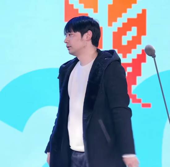 异环》1.2版本前瞻：海特洛游乐园与新角色“真红”“伊洛伊”将上线  第3张