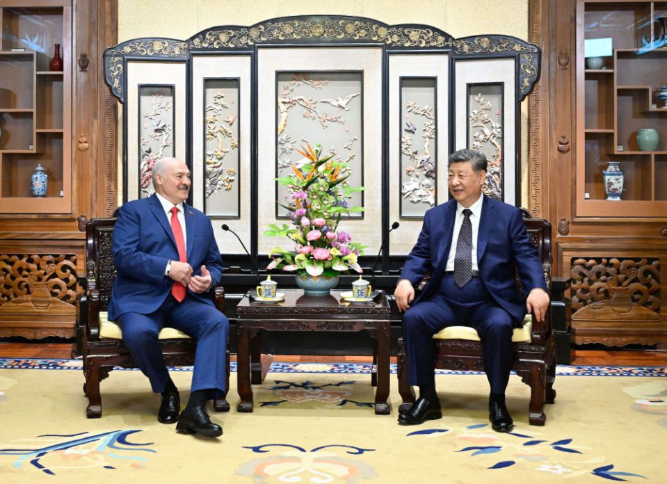 国家主席习近平会见白俄罗斯总统卢卡申科 双方重申深化全天候全面战略伙伴关系