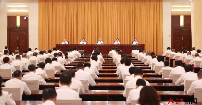 江西南昌市委主要领导调整 尹弘要求提升综合实力