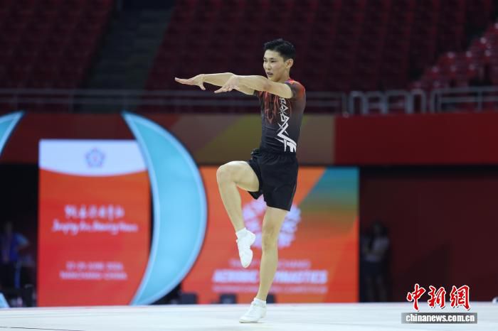 第一届南昌健美操国际公开赛收官 蒙捷选手分获成年组男女单冠军