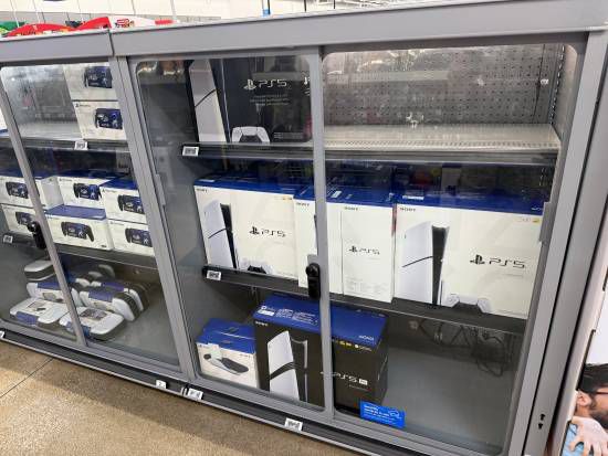沃尔玛美国门店电子区移除Xbox全系列产品及专属陈列区  第4张