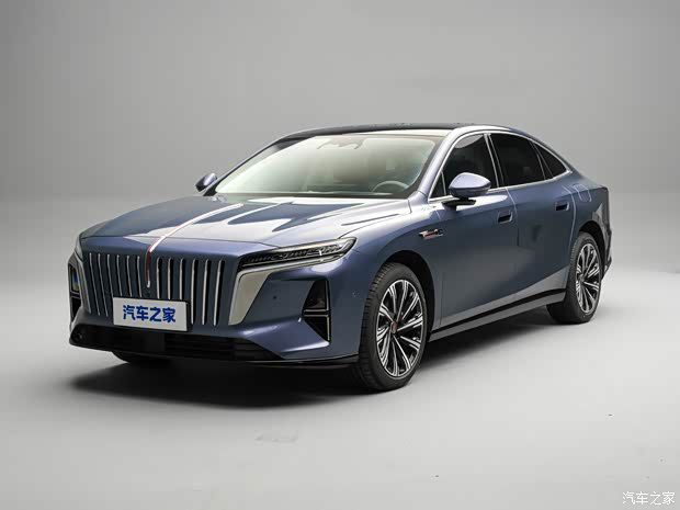 全新红旗H7完成迭代升级 外观造型向年轻化方向调整 第2张 全新红旗H7完成迭代升级 外观造型向年轻化方向调整 第2张