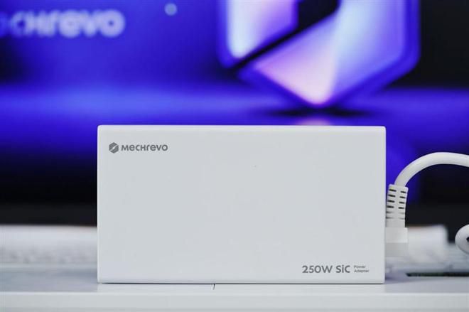 长江存储PC42Q QLC SSD搭载机械革命蛟龙16Pro，实测性能媲美TLC旗舰  第16张