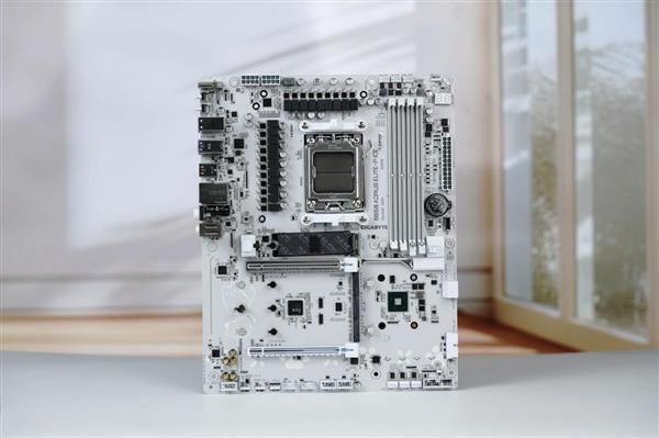 技嘉推出B850 AORUS ELITE-P ICE雕妹主板 游戏性能最高提升18  第21张