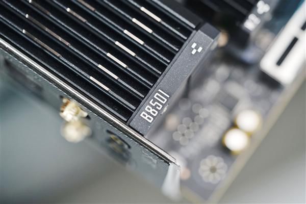 七彩虹iGame B850I MINI OC V14主板上市,首发价1399元 第8张 七彩虹iGame B850I MINI OC V14主板上市,首发价1399元 第8张