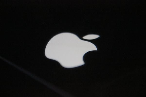 苹果加速Mac产品路线图 入门款14英寸MacBook Pro2027获M7芯片升级