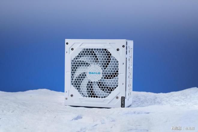 技嘉冰猎鹰白金850W电源上市 主打氮化镓技术与ATX 3.1规范 第3张 技嘉冰猎鹰白金850W电源上市 主打氮化镓技术与ATX 3.1规范 第3张