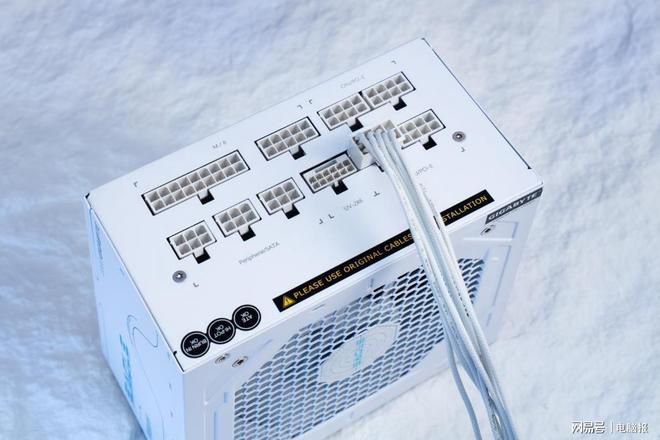 技嘉冰猎鹰白金850W电源上市 主打氮化镓技术与ATX 3.1规范 第5张 技嘉冰猎鹰白金850W电源上市 主打氮化镓技术与ATX 3.1规范 第5张