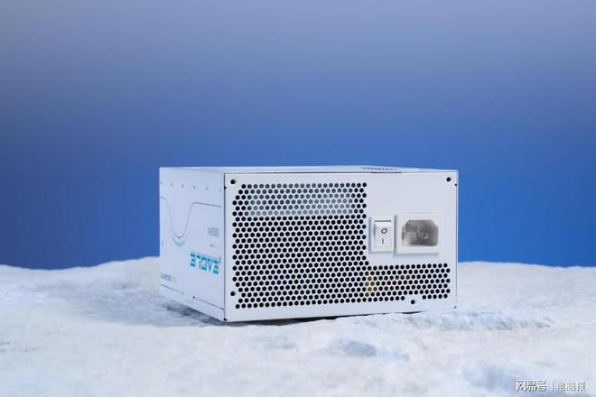 技嘉冰猎鹰白金850W电源上市 主打氮化镓技术与ATX 3.1规范 第4张 技嘉冰猎鹰白金850W电源上市 主打氮化镓技术与ATX 3.1规范 第4张