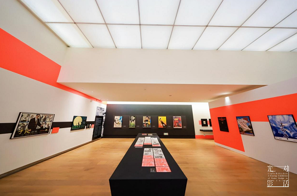 新中国海报设计作品巡展首展开幕 “光影对话”在中国美院举行 第12张 新中国海报设计作品巡展首展开幕 “光影对话”在中国美院举行 第12张