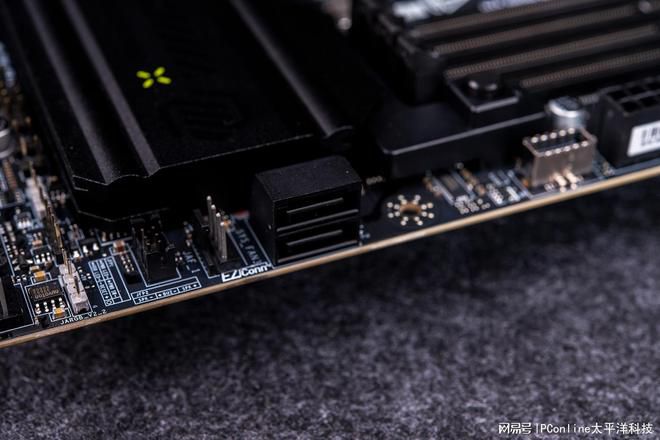 AM5平台进入第三年 X870E与B850芯片组定位分化 第20张 AM5平台进入第三年 X870E与B850芯片组定位分化 第20张