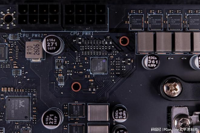AM5平台进入第三年 X870E与B850芯片组定位分化 第31张 AM5平台进入第三年 X870E与B850芯片组定位分化 第31张