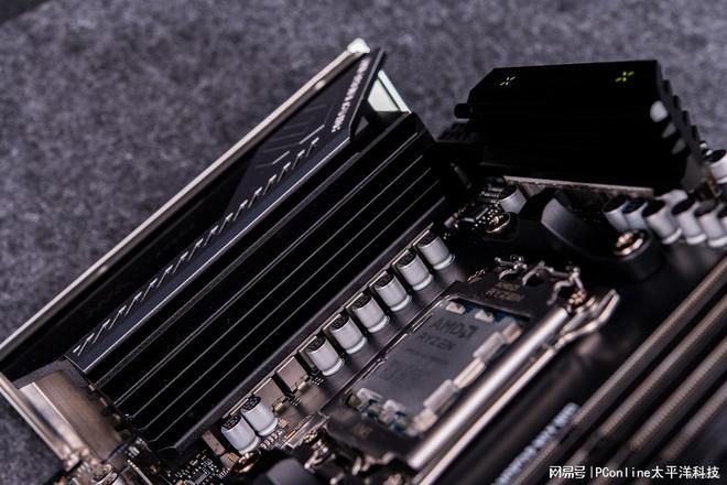 AM5平台进入第三年 X870E与B850芯片组定位分化 第36张 AM5平台进入第三年 X870E与B850芯片组定位分化 第36张