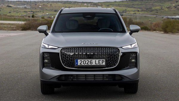 奇瑞旗下Lepas品牌登陆西班牙 首发L8插电混动SUV 第4张 奇瑞旗下Lepas品牌登陆西班牙 首发L8插电混动SUV 第4张