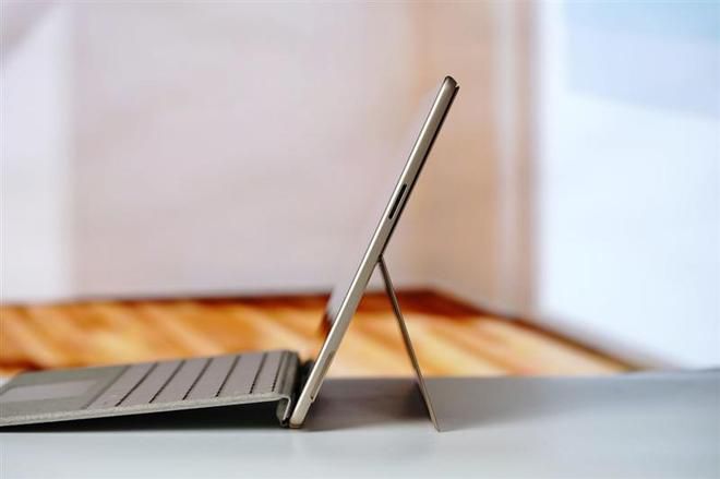 新一代Surface Pro 13英寸发布：ARM骁龙处理器搭配3:2屏幕  第7张
