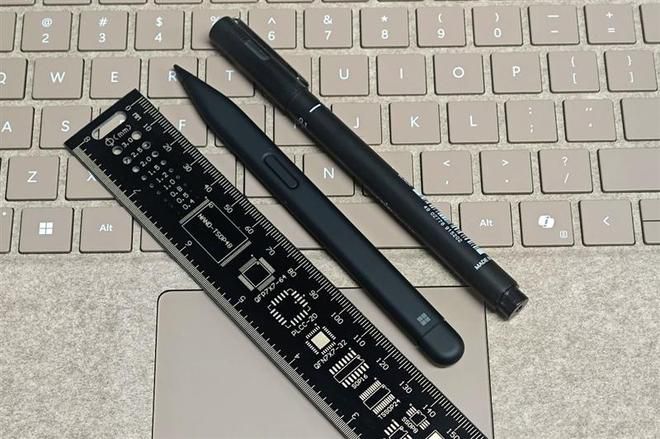 新一代Surface Pro 13英寸发布：ARM骁龙处理器搭配3:2屏幕  第39张