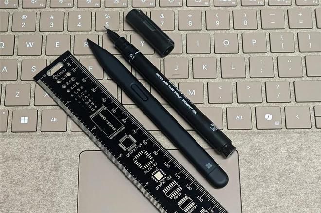 新一代Surface Pro 13英寸发布：ARM骁龙处理器搭配3:2屏幕  第40张