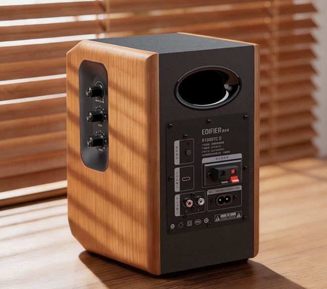 漫步者推出R1000TC II音响,399元 第4张 漫步者推出R1000TC II音响,399元 第4张