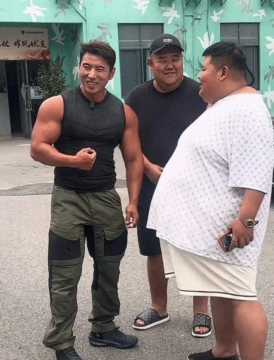 花小龙谈与良子合拍减肥挑战:拒绝流量,担心传递负面导向 第2张 花小龙谈与良子合拍减肥挑战:拒绝流量,担心传递负面导向 第2张