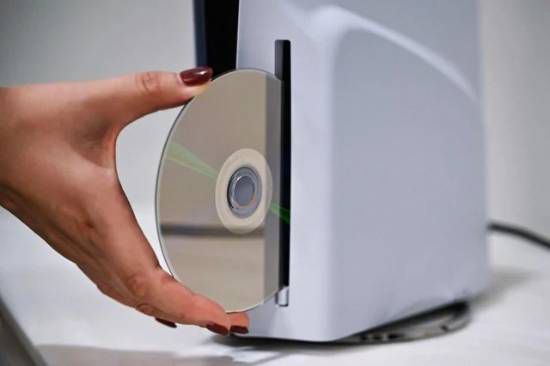 索尼停产PlayStation实体游戏光盘 前高管称售价不会下调